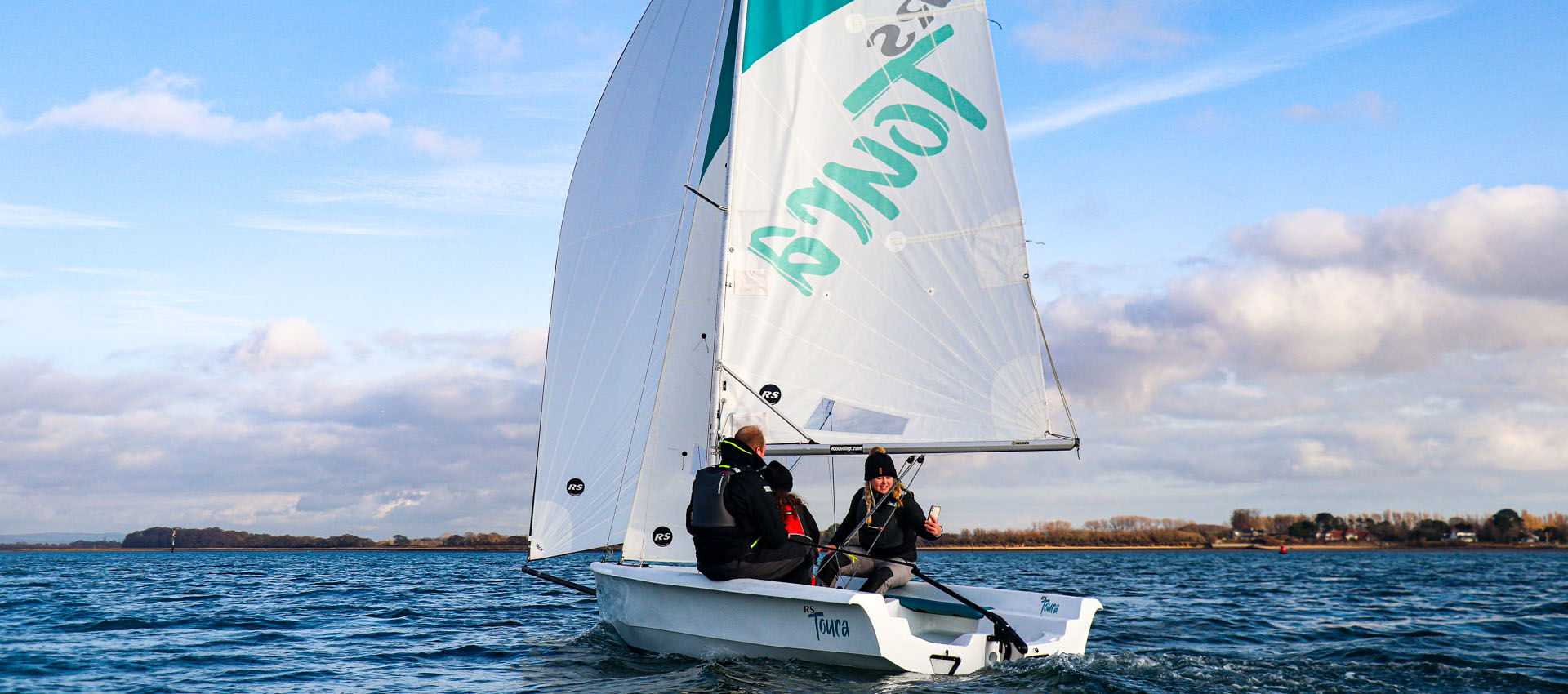 RS Venture Sailing Upwind